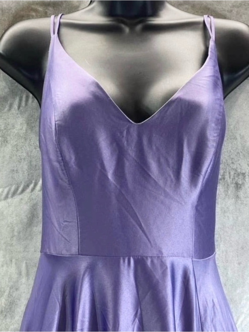 Lavender Satin V-Neck Evening Gown with Side Slit Open Back Juniors 5/6 - Picture 7 of 7